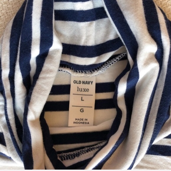 Navy Blue & White Striped Turtle Neck Long Sleeve - Picture 7 of 8